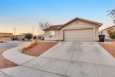 14205 Desert Bush Dr, El Paso, TX 79928 - photo 2