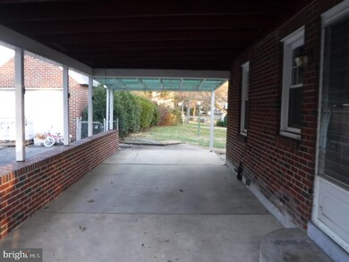 4221 6th Ave, Temple, PA 19560 - photo 3