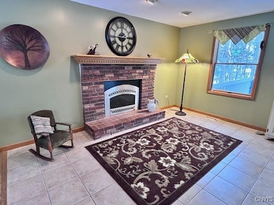 4846 Limehill Dr, Syracuse, NY 13215 - photo 7