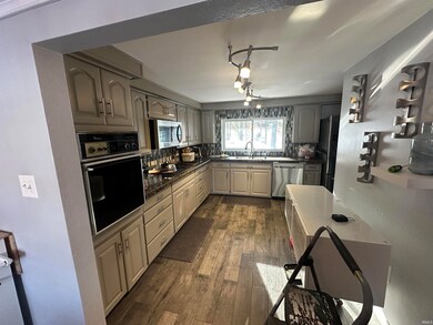 929 Morrow Way, Fort Wayne, IN 46808 - photo 4