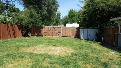 1931 Heller Ln, Redding, CA 96001 - photo 3