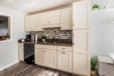 48 Fox Meadow Rd unit F, Leominster, MA 01453 - photo 3