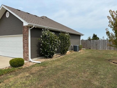 4706 S 125th Rd, Bolivar, MO 65613 - photo 3
