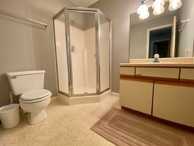 9383 S Pointe Retreat Dr unit 69, Bloomington, IN 47401 - photo 7