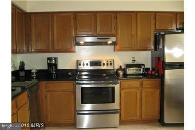 327 Meadow Way, Hyattsville, MD 20785 - photo 2