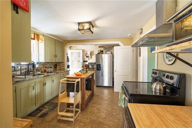 41 Burton Ave, Riverside, RI 02915 - photo 7