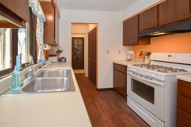706 e mansion st-108