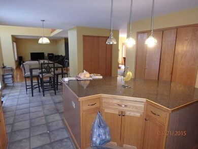 10 Carrington Ct, Hazel Crest, IL 60429 - photo 6