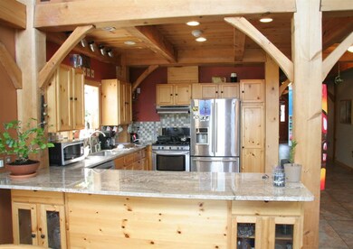 141 Sylvain Rd, Saint Johnsbury, VT 05819 - photo 4