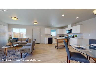 1048 NE Emerald Dr, Hermiston, OR 97838 - photo 3