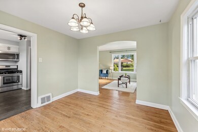 9909 Drury Ln, Westchester, IL 60154 - photo 6