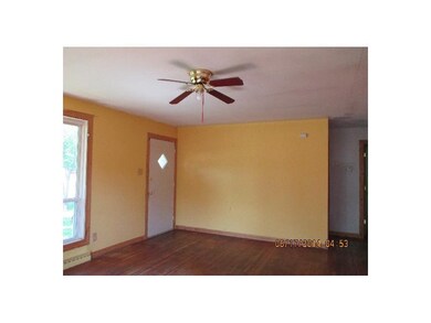 3031 17th St, Columbus, IN 47201 - photo 2