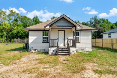 2104 Hampton St, Houston, TX 77088 - photo 3