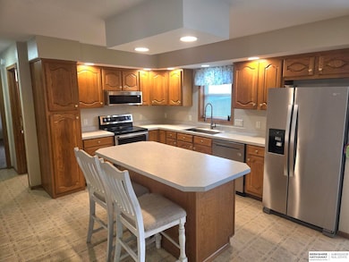 9415 Monroe Rd, Plattsmouth, NE 68048 - photo 2