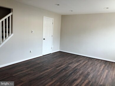 6817 Forest Terrace, Hyattsville, MD 20785 - photo 6