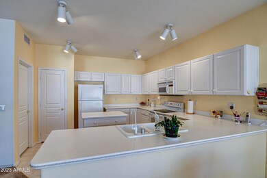 Kitchen 5