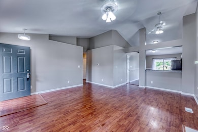 8496 Blacksmith Ct, Fishers, IN 46038 - photo 5