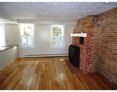 25 Munroe St unit 1, Newburyport, MA 01950 - photo 3