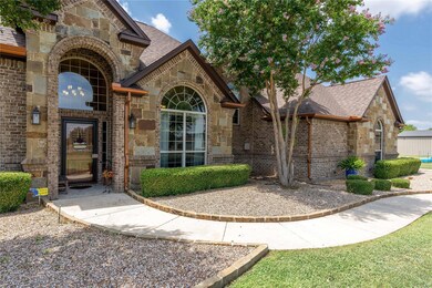 210 Canyon Dr, Decatur, TX 76234 - photo 2