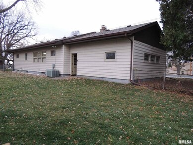 4505 Northwest Blvd, Davenport, IA 52806 - photo 3