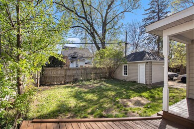 015_1outside_829