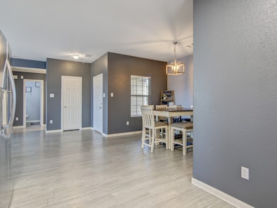 5210 Mcgrath Dr, Alvin, TX 77511 - photo 7