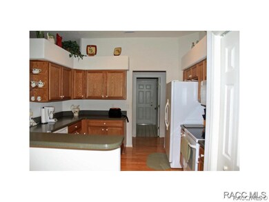 277 E GLASSBORO