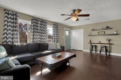 6402 Bedford St, Harrisburg, PA 17111 - photo 2