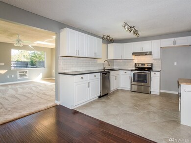 3810 Oak St, Longview, WA 98632 - photo 7