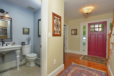 38 Cleveland Ave, Franklin, MA 02038 - photo 4