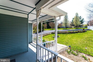 11000 Burywood Ln, Reston, VA 20194 - photo 4