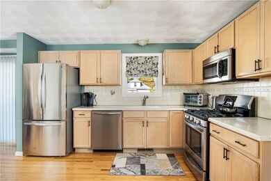 41 Birch St, Warwick, RI 02888 - photo 6