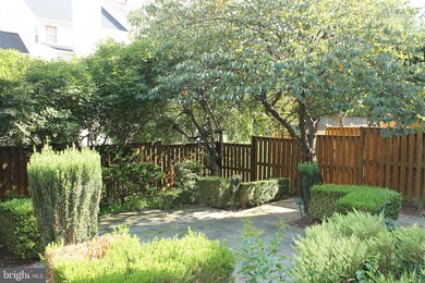 46721 Ashmere Square, Sterling, VA 20165 - photo 3