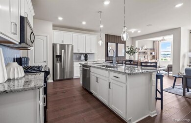 5582 E Spaniel Dr, Ann Arbor, MI 48108 - photo 7