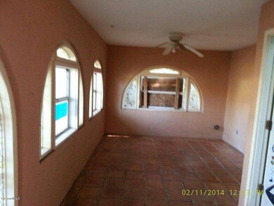 Lower level entry room