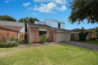 905 Chateau Place, Richmond, TX 77469 - photo 2