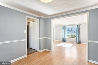 20808 Severndale Terrace, Germantown, MD 20876 - photo 7