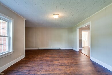 101 Carlisle Ave, Shelbyville, TN 37160 - photo 5