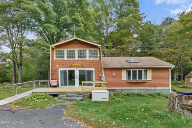 7 Bassett Rd, Heath, MA 01346 - photo 3