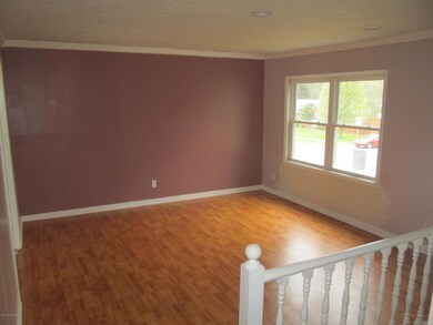 8217 Vaughn Mill Rd, Louisville, KY 40228 - photo 2