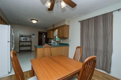 3212 Franbrook Terrace NW, Cedar Rapids, IA 52405 - photo 6