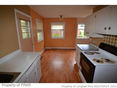 318 Richmond Dr, Fayetteville, NC 28304 - photo 5