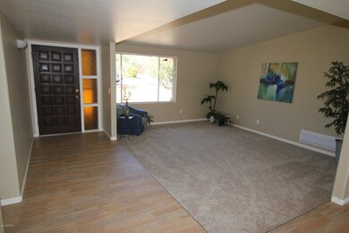 living room to Front door