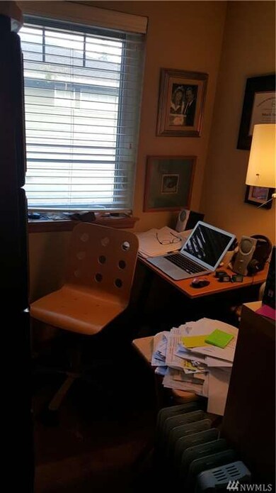 8044 212th St SW unit 6, Edmonds, WA 98026 - photo 3