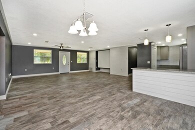 3395 Grape St-28