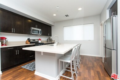 Large Kitchen with Island