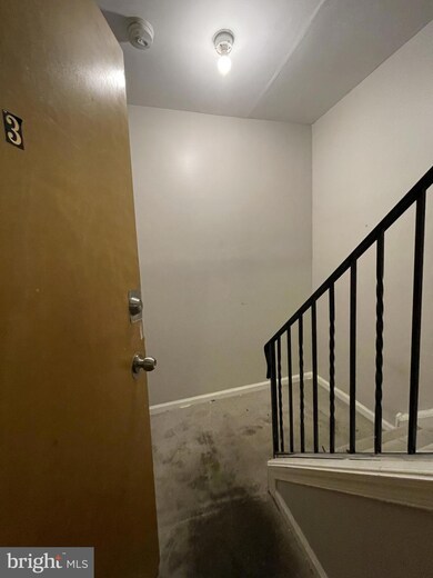 510 W Queen Ln unit 3, Philadelphia, PA 19144 - photo 3