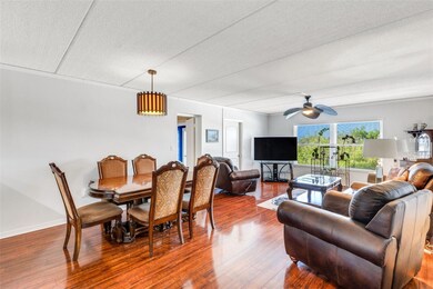 New Atlantis Club unit 119, Largo, FL 33774 - photo 3