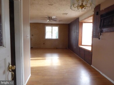 1021 Fitzallen Rd, Glen Burnie, MD 21060 - photo 3