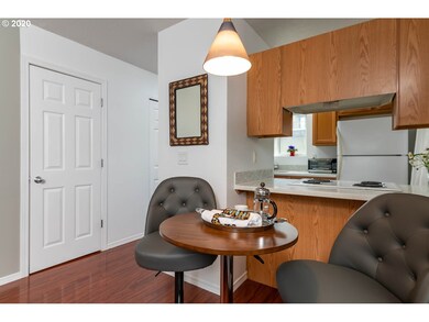 217 NE 146th Ave unit 30, Portland, OR 97230 - photo 5